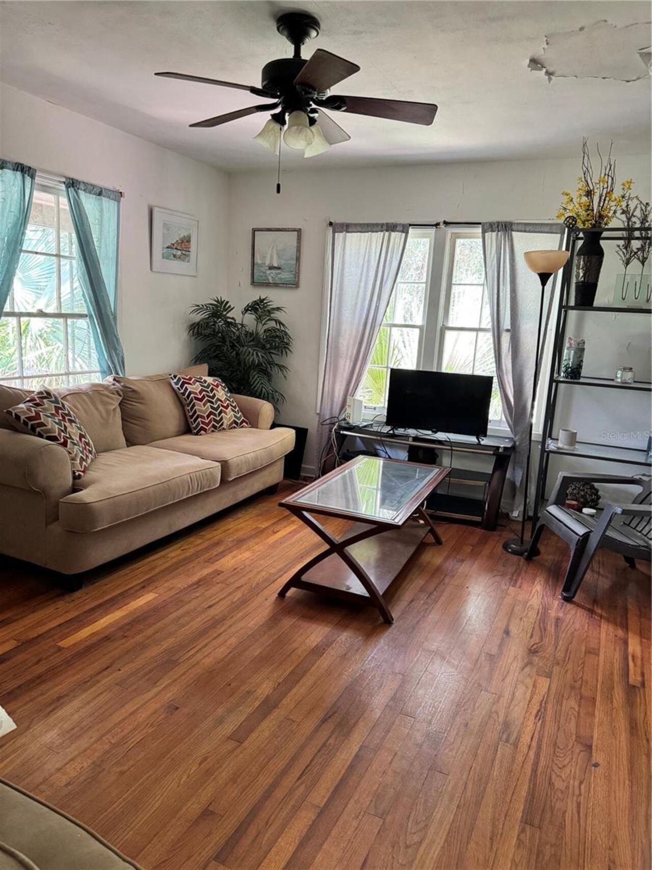 Listing Photo 5