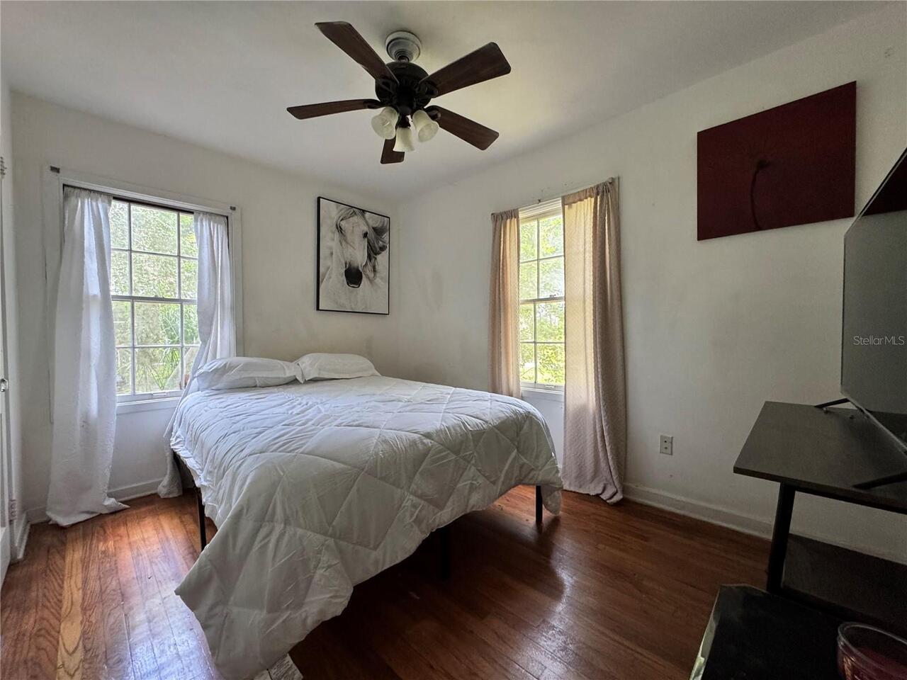 Listing Photo 10