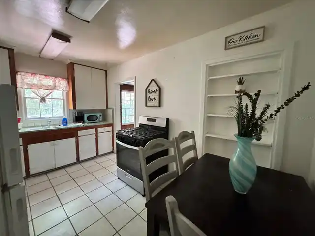 Listing Photo 15
