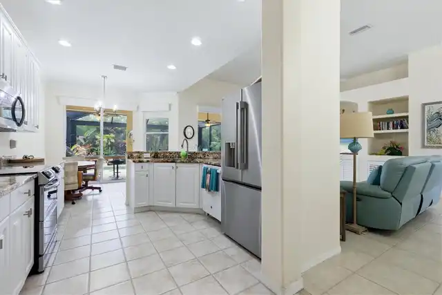 Listing Photo 18