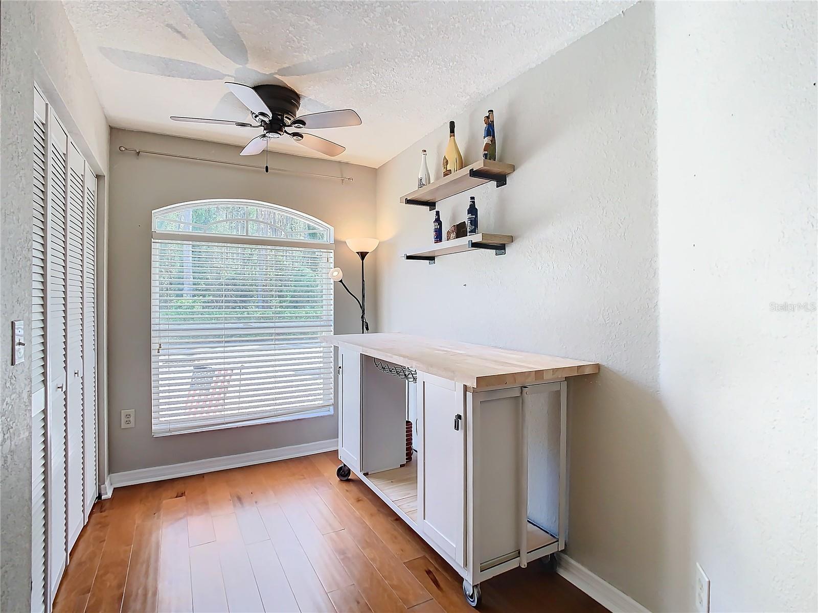 Listing Photo 7