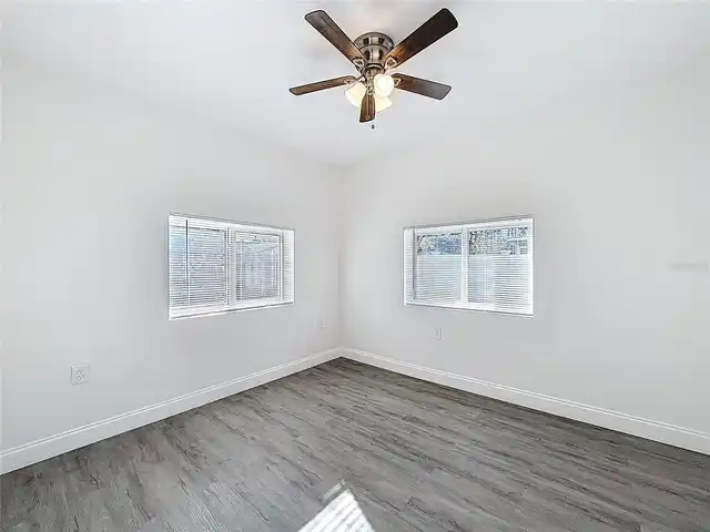 Listing Photo 20