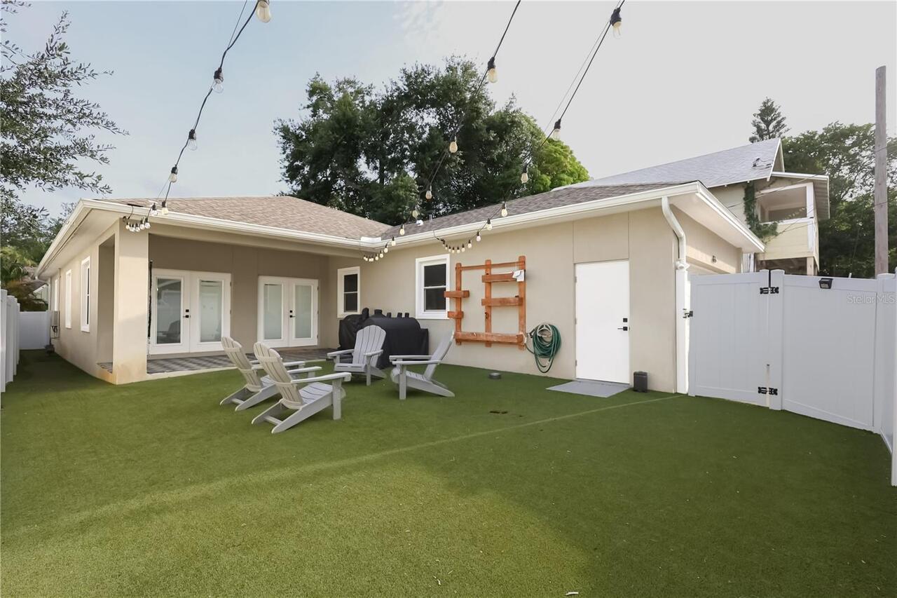 Listing Photo 10