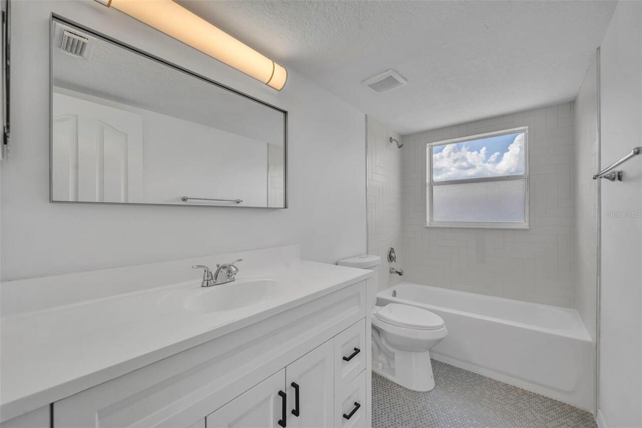 Listing Photo 33