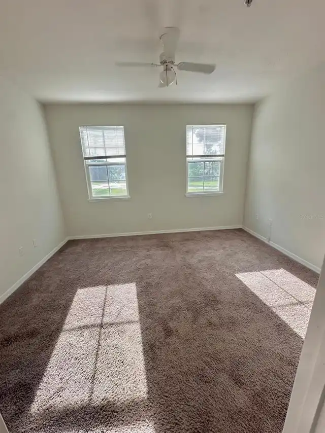 Listing Photo 15