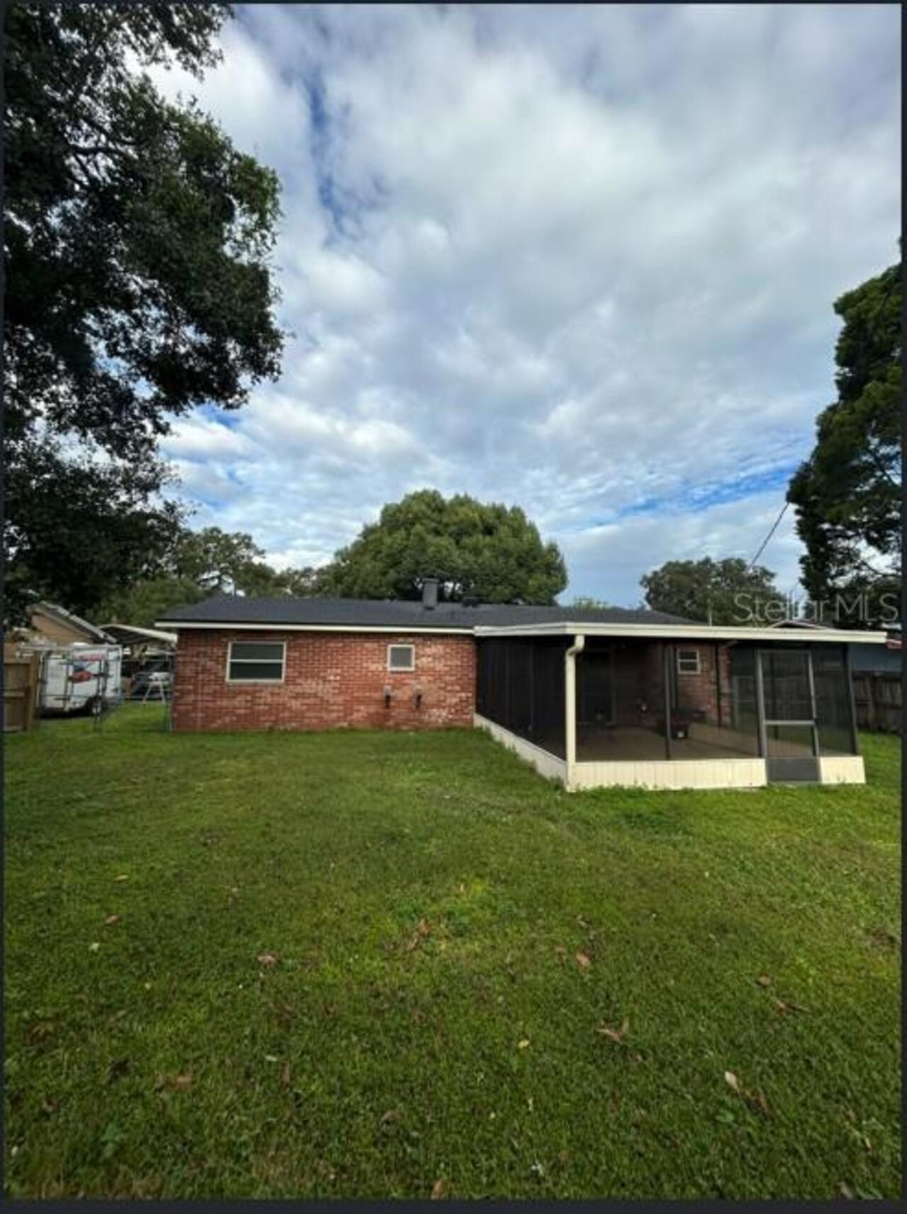 Listing Photo 16