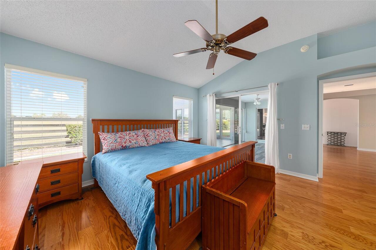 Listing Photo 14