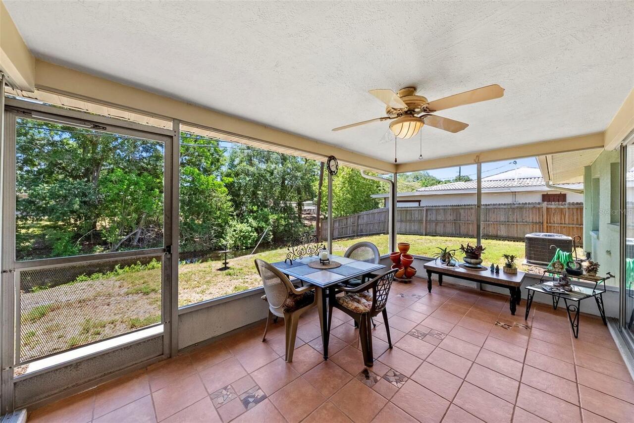 Listing Photo 14