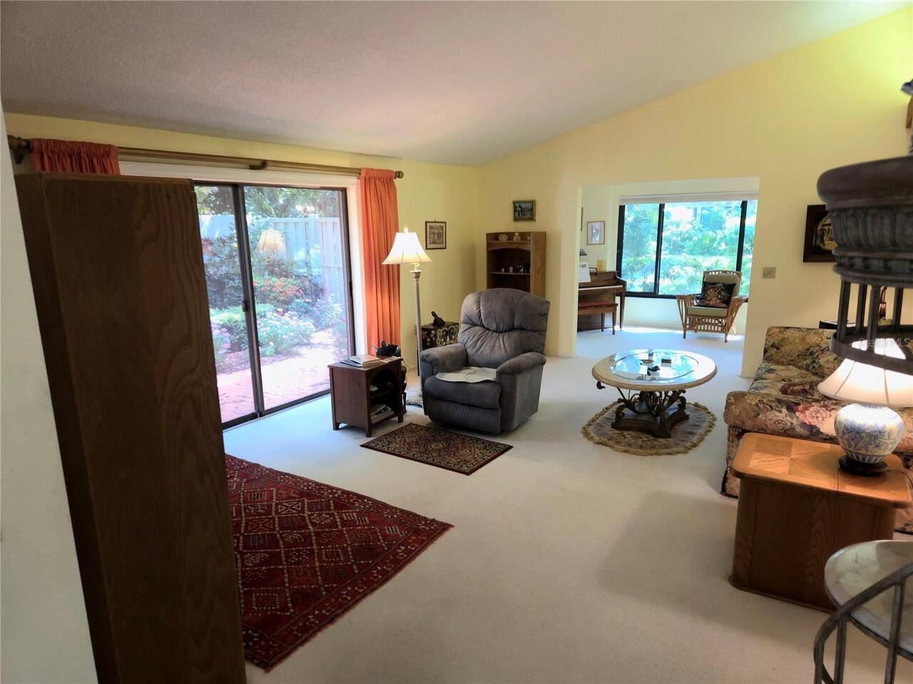 Listing Photo 14