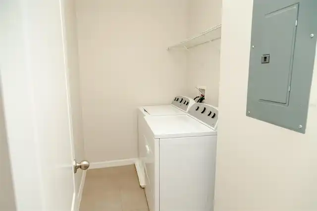 Listing Photo 15