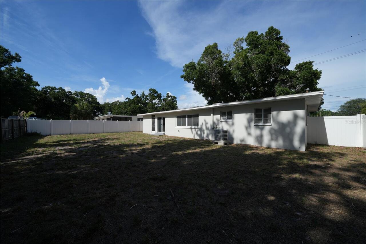 Listing Photo 17