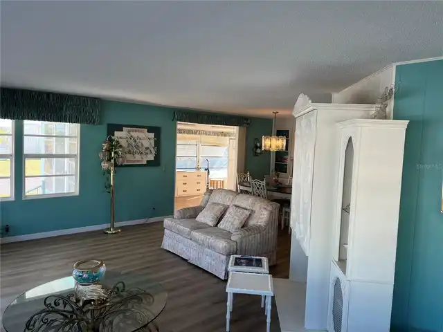 Listing Photo 13