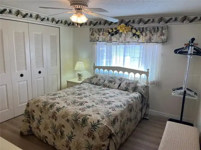 Listing Photo 32