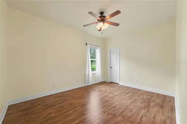 Listing Photo 27