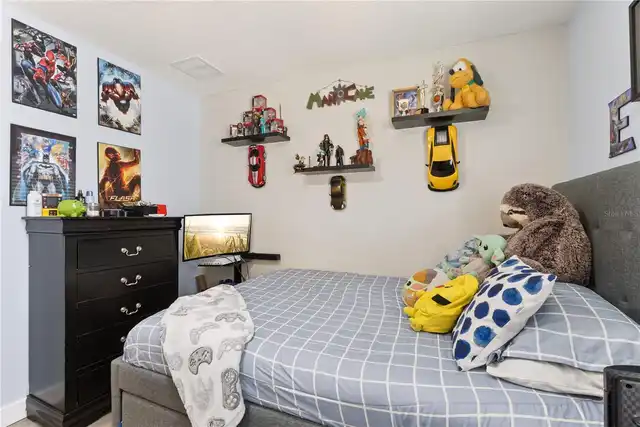 Listing Photo 16