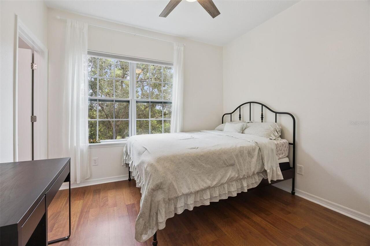 Listing Photo 17