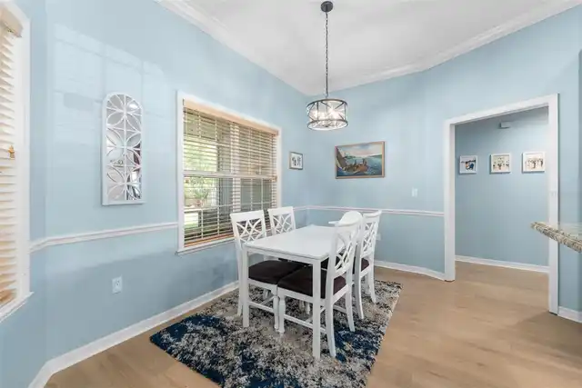 Listing Photo 16