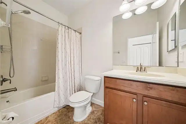 Listing Photo 6