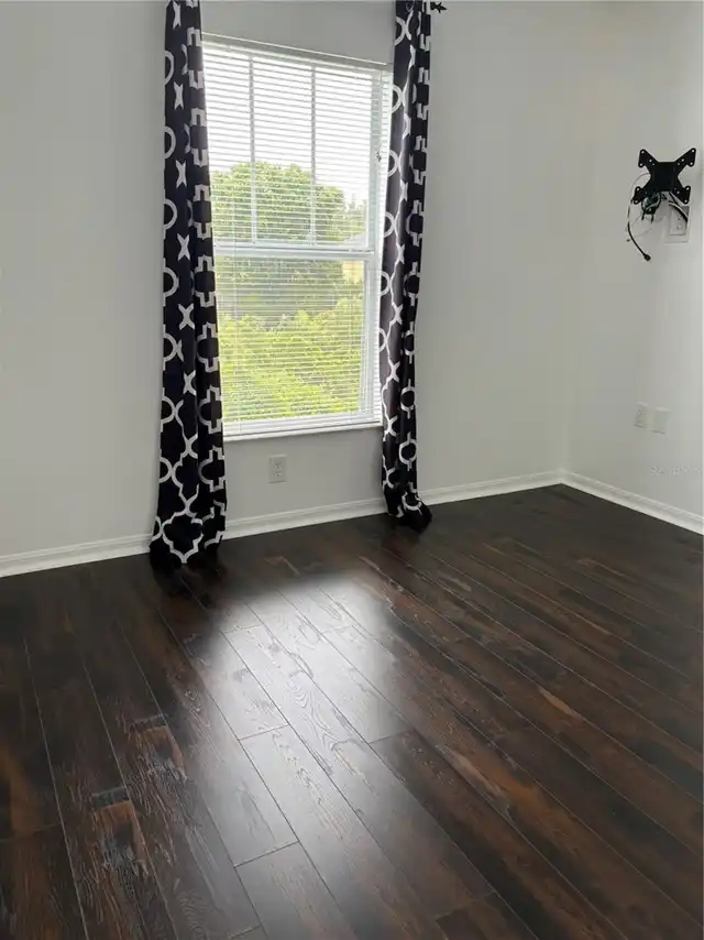 Listing Photo 34