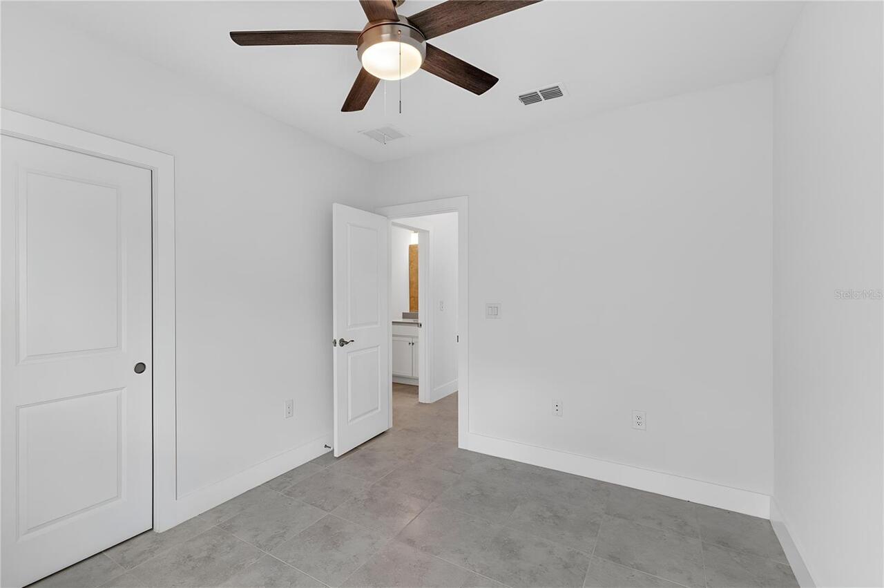Listing Photo 33