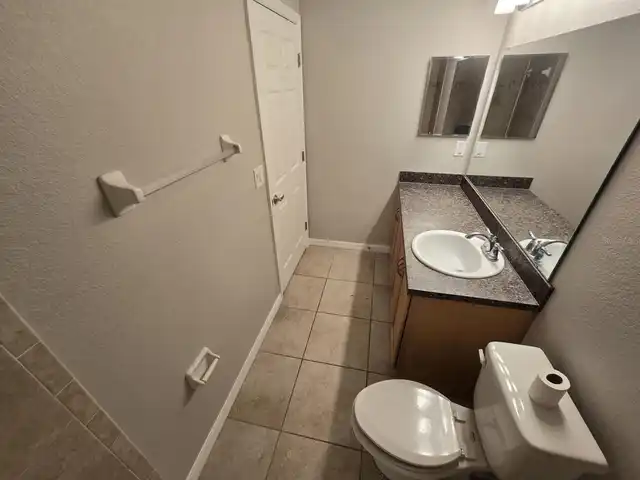 Listing Photo 9