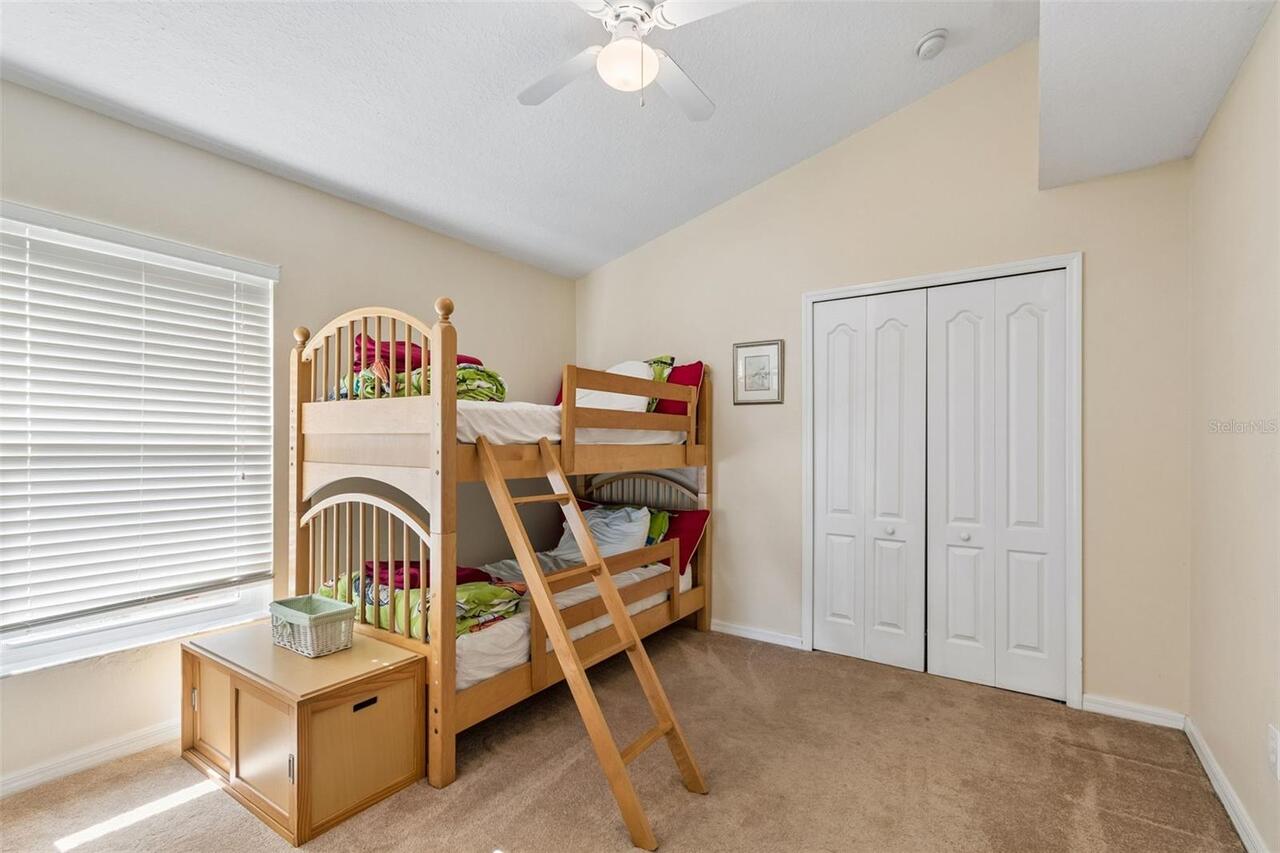 Listing Photo 17
