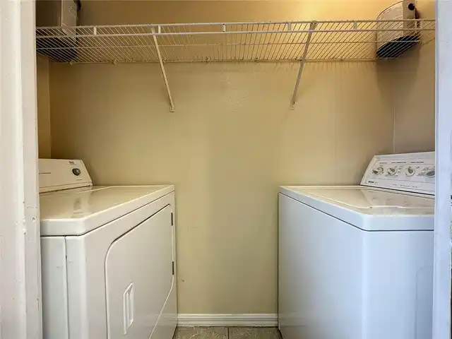 Listing Photo 10