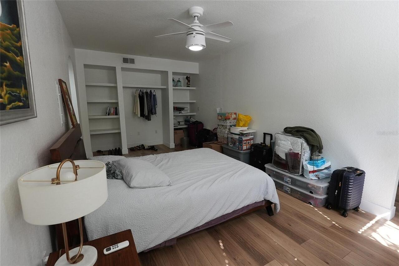 Listing Photo 12