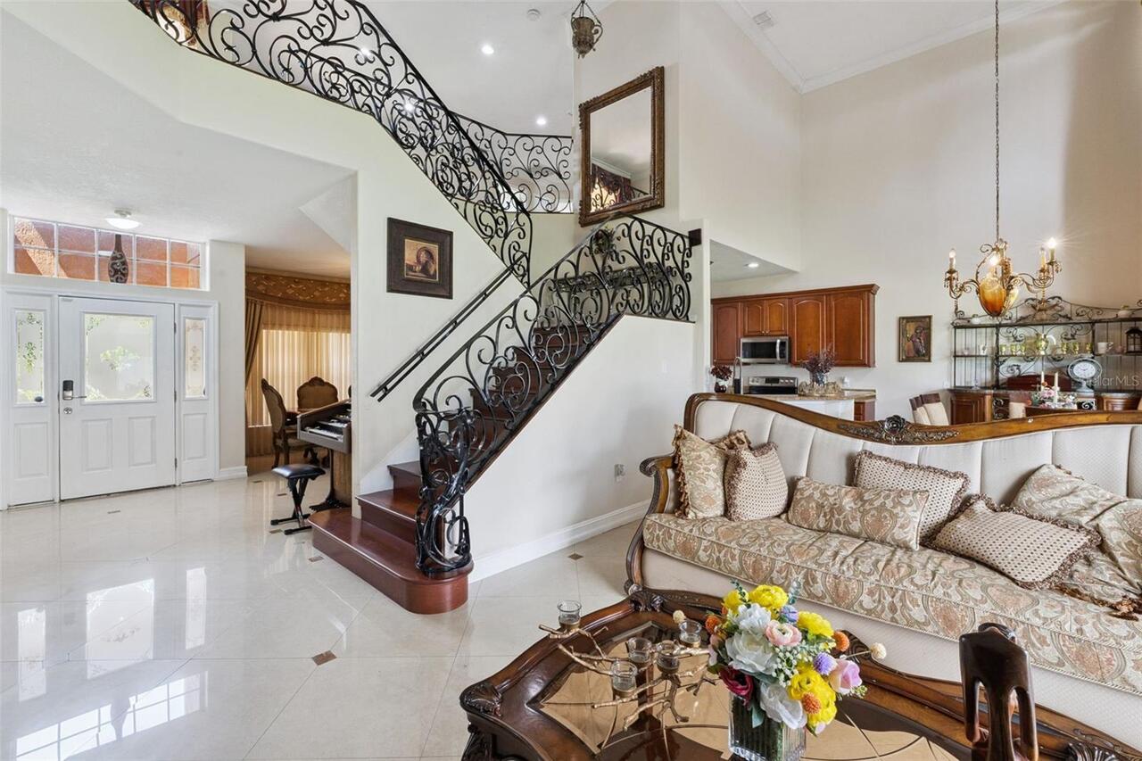 Listing Photo 12