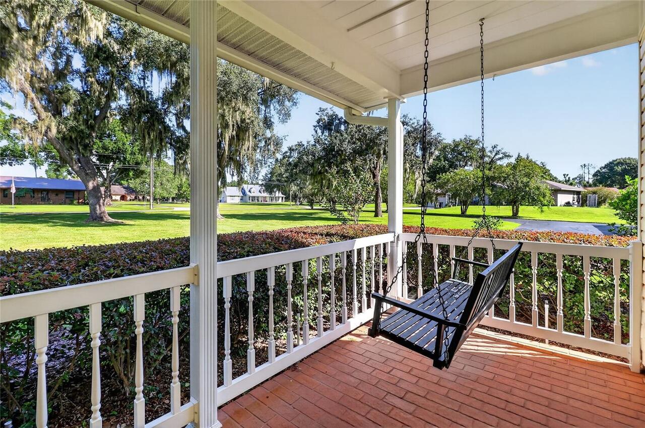 Listing Photo 10