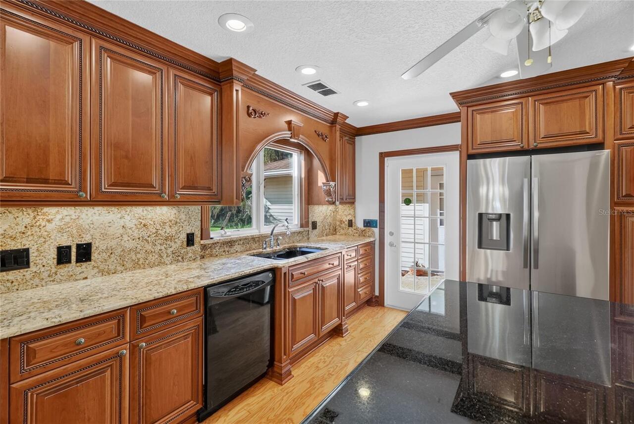 Listing Photo 18