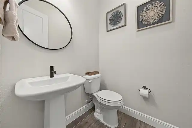 Listing Photo 34