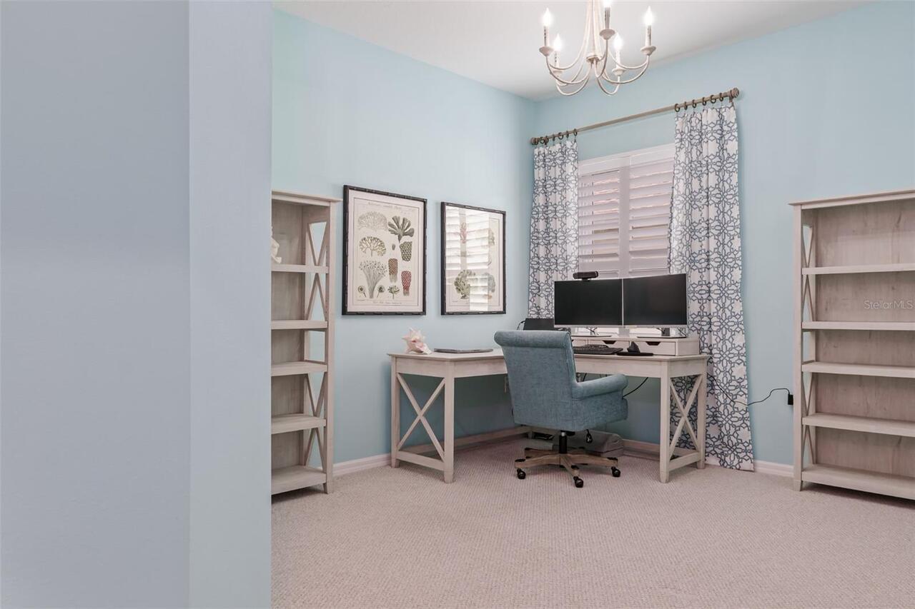 Listing Photo 10