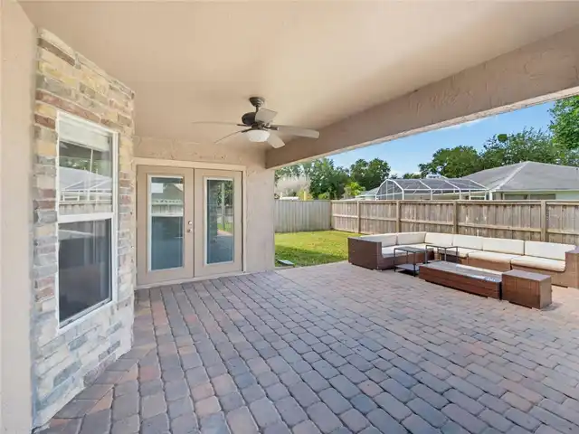 Listing Photo 8