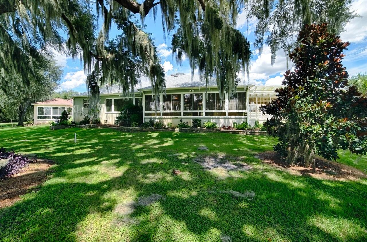 Listing Photo 12