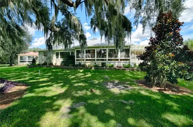 Listing Photo 11