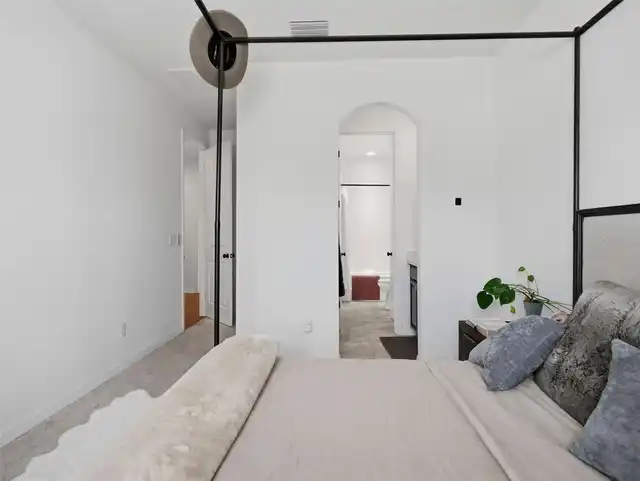 Listing Photo 37