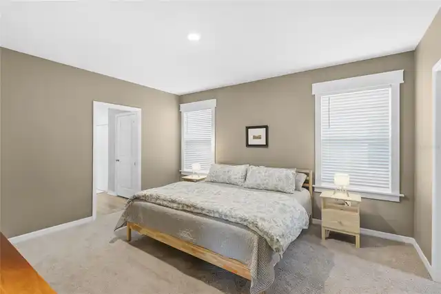 Listing Photo 14
