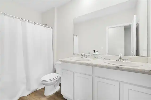 Listing Photo 21
