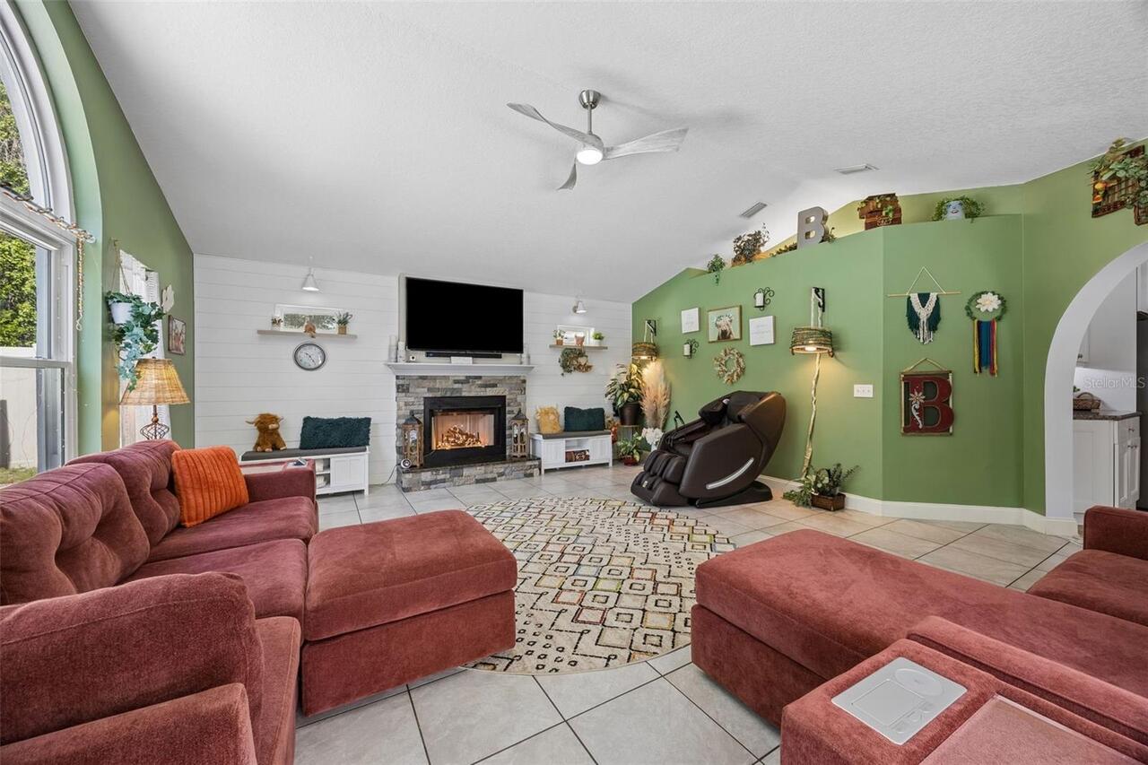 Listing Photo 13