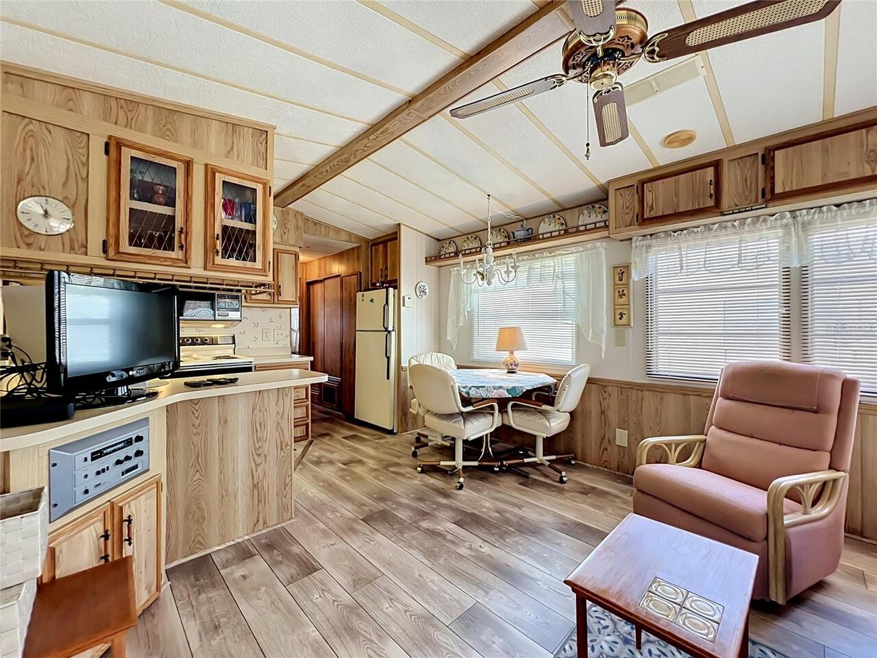 Listing Photo 15