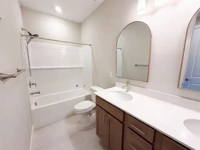Listing Photo 18