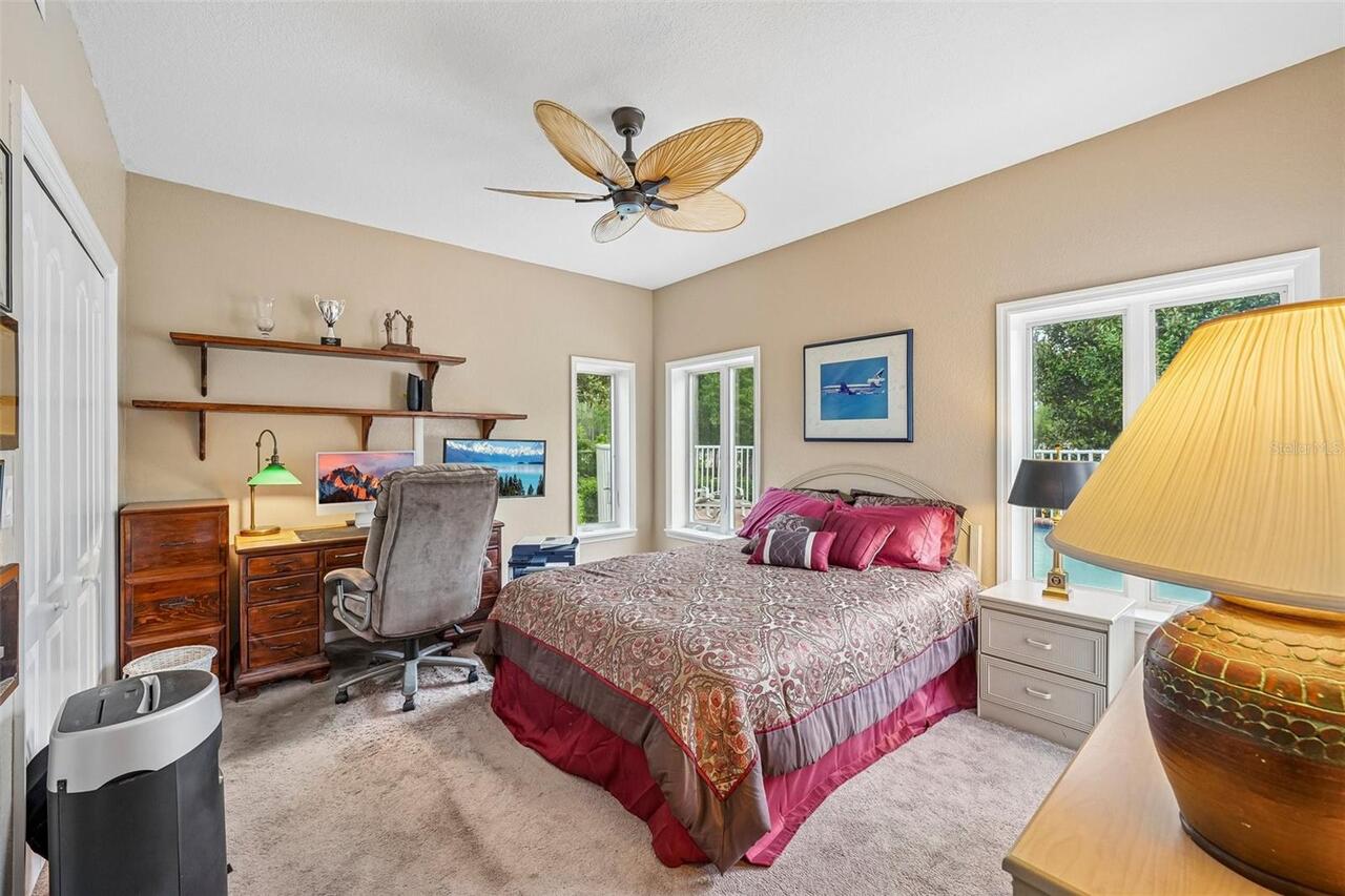 Listing Photo 18