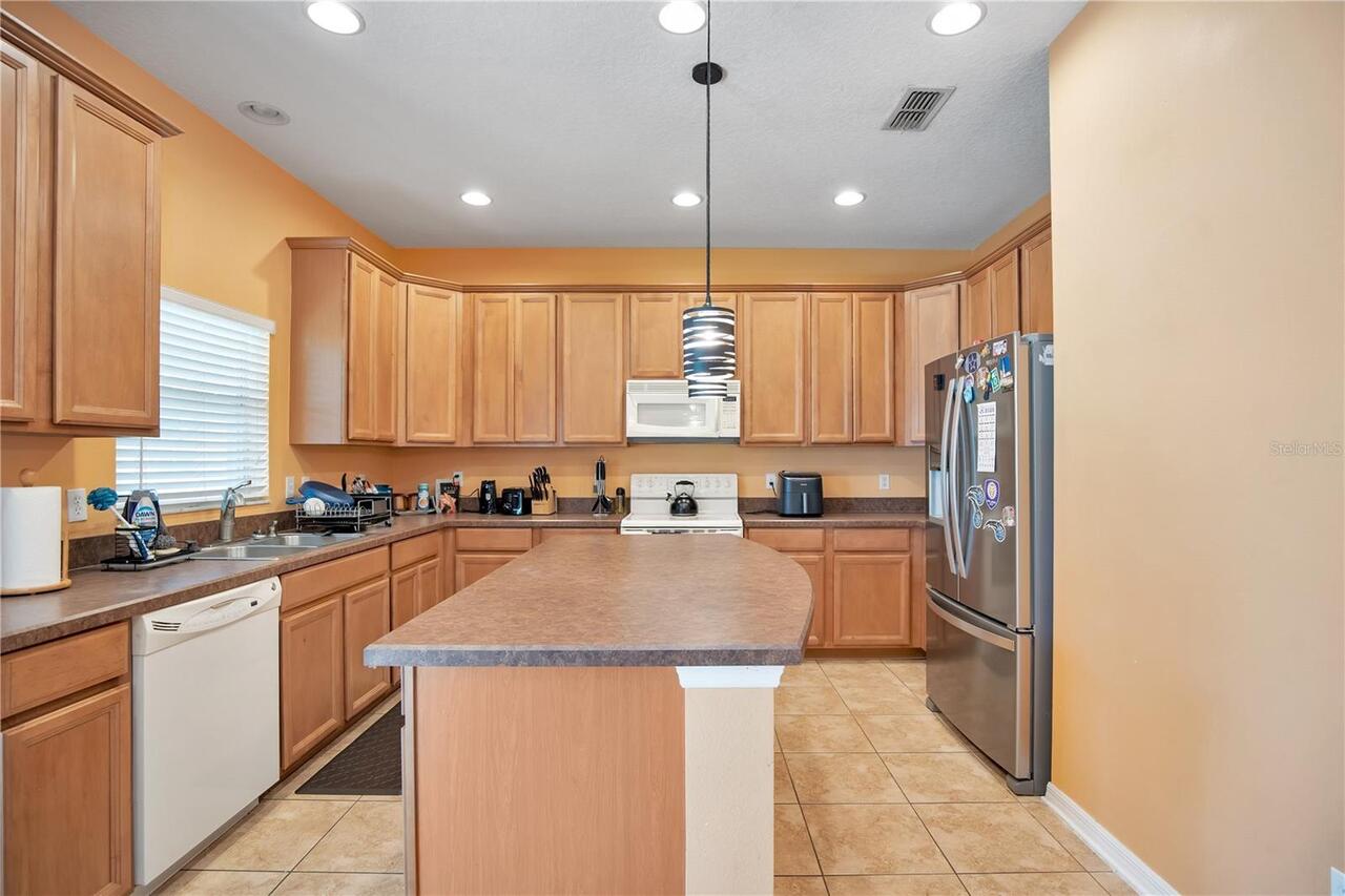 Listing Photo 14