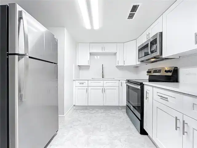 Listing Photo 10
