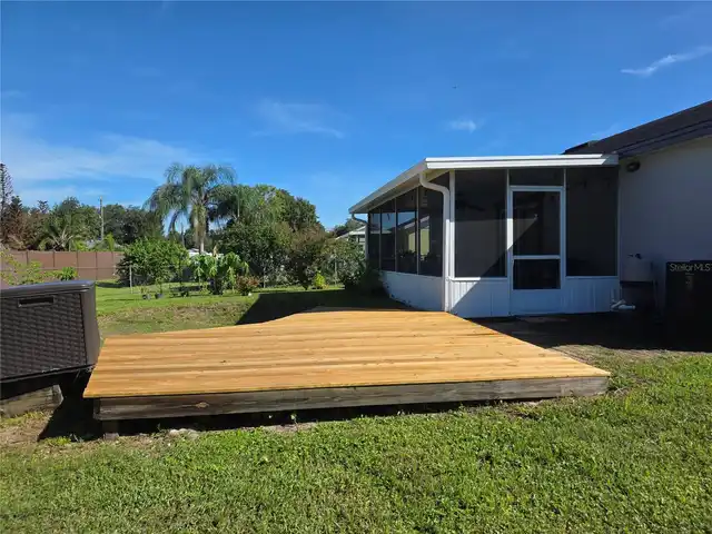 Listing Photo 14