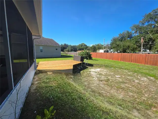 Listing Photo 15