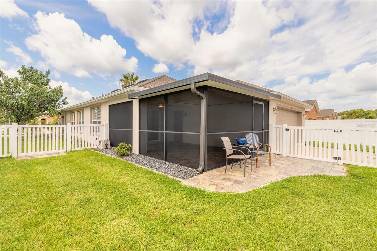 Listing Photo 10