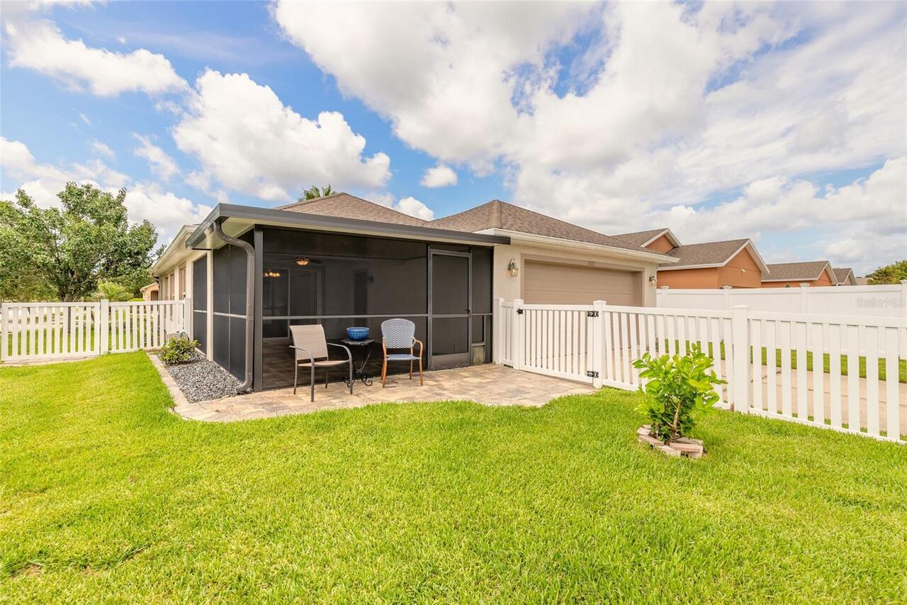 Listing Photo 11