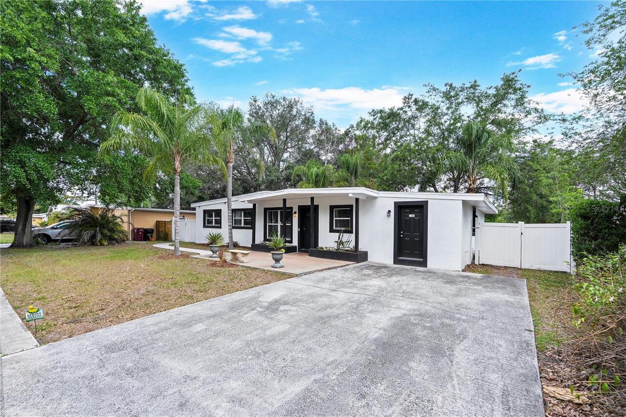 Listing Photo 16